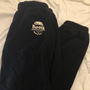 Real roots pants size M for ladies